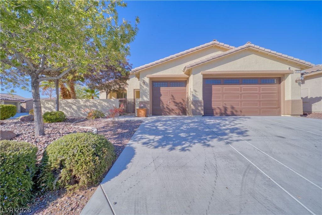 5720 Al Fresco Avenue, Pahrump, NV 89061