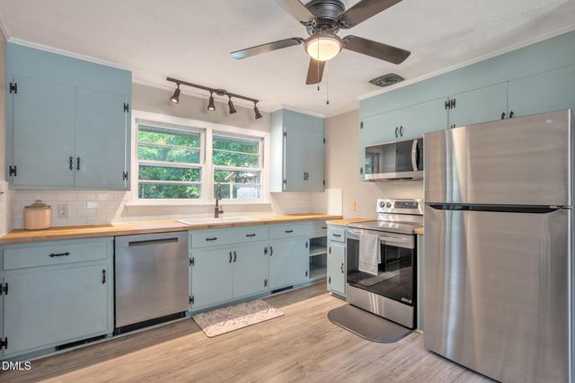 2439 George Owen Road, Fayetteville, NC 28306
