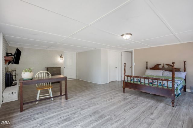 2439 George Owen Road, Fayetteville, NC 28306