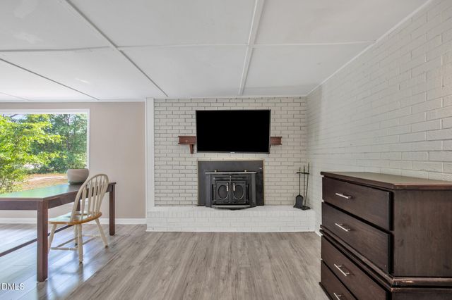 2439 George Owen Road, Fayetteville, NC 28306