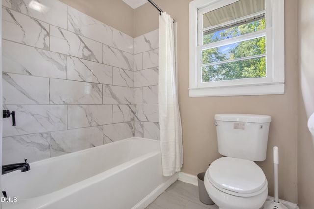 2439 George Owen Road, Fayetteville, NC 28306