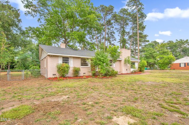 2439 George Owen Road, Fayetteville, NC 28306