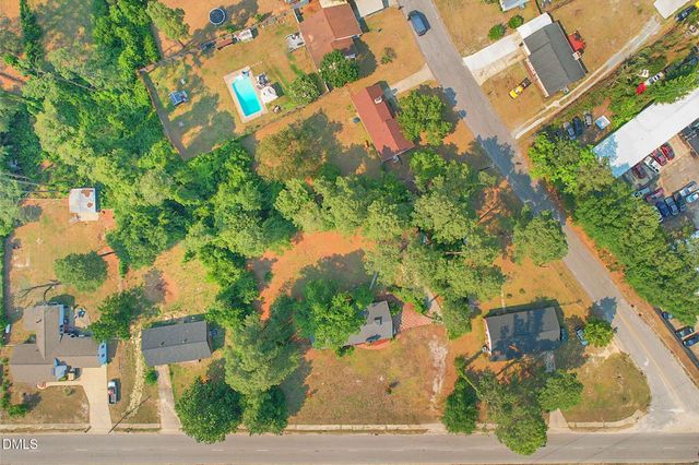 2439 George Owen Road, Fayetteville, NC 28306