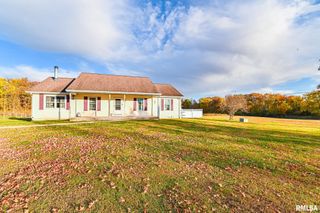 8810 S MAPLETON Road, Mapleton, IL 61547