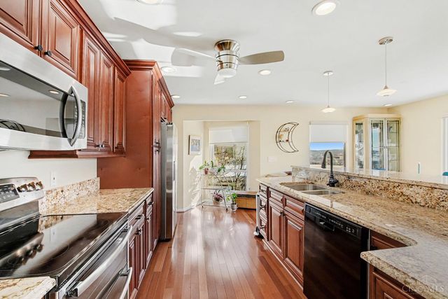 3304 Columbia Parkway, Cincinnati, OH 45226