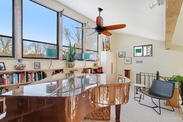 3304 Columbia Parkway, Cincinnati, OH 45226