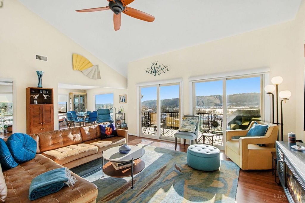 3304 Columbia Parkway, Cincinnati, OH 45226