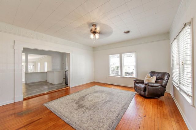 202 Maple Ave, Houma, LA 70364