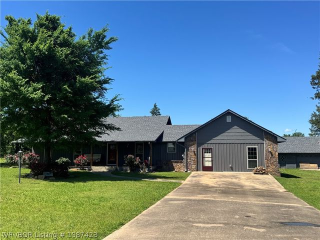 21686 Cedar Hill Drive, Howe, OK 74940