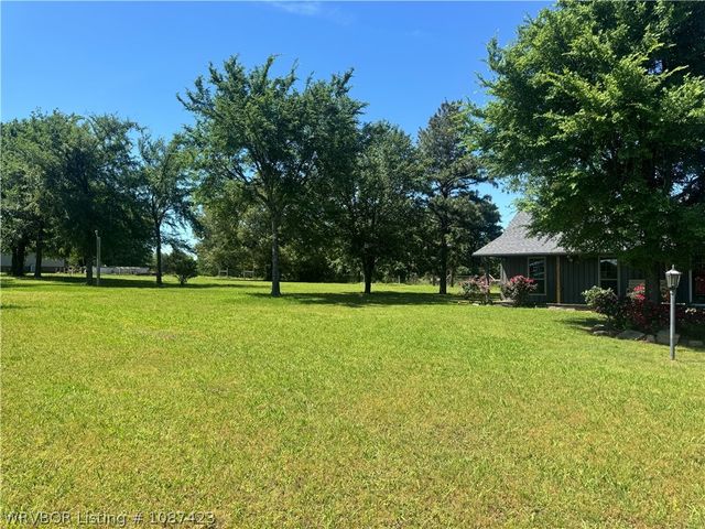 21686 Cedar Hill Drive, Howe, OK 74940