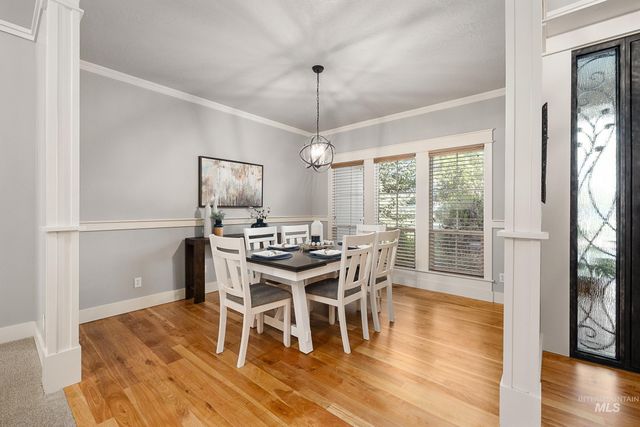 1968 S Riverbirch Ave, Eagle, ID 83616