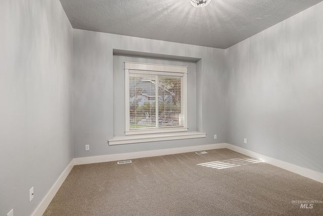 1968 S Riverbirch Ave, Eagle, ID 83616