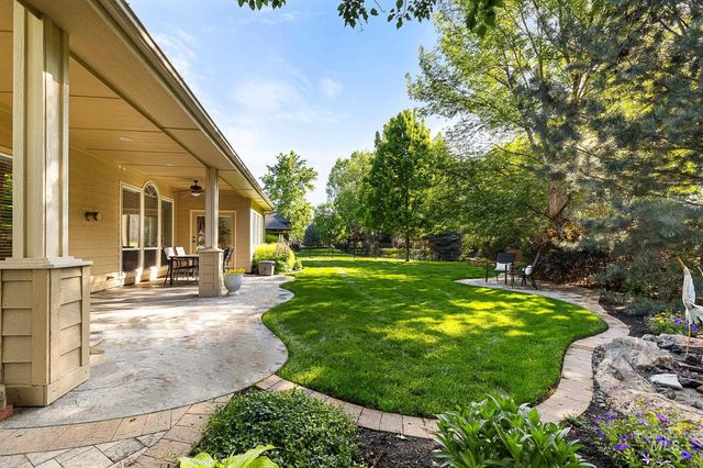 1968 S Riverbirch Ave, Eagle, ID 83616