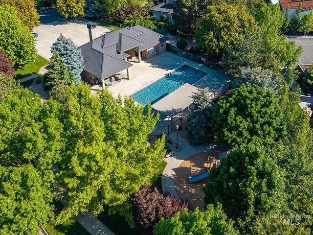 1968 S Riverbirch Ave, Eagle, ID 83616