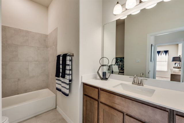 312 Honey Brook Lane, Aledo, TX 76008