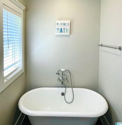 3423 SAWYER DRIVE, Hoover, AL 35226