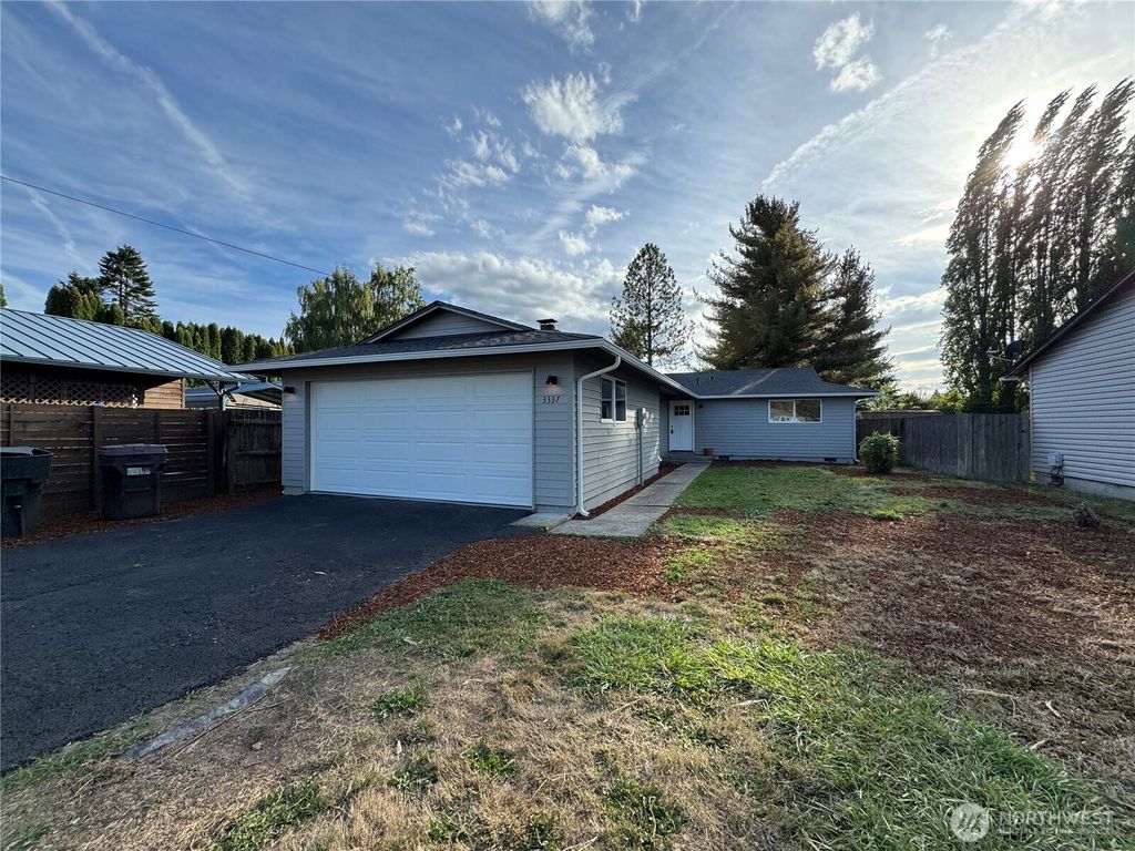 3337 Pine Street, Longview, WA 98632