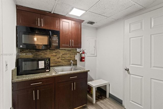 1745 W 37th St, Hialeah, FL 33012