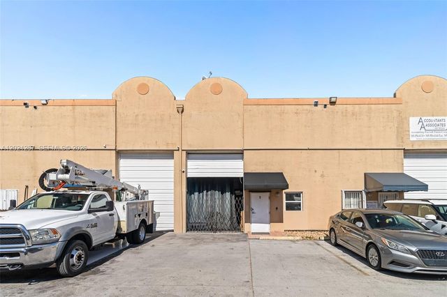1745 W 37th St, Hialeah, FL 33012