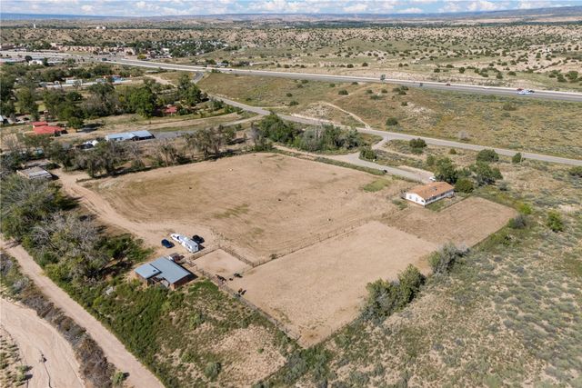 28 Sunlight View, Santa Fe, NM 87506