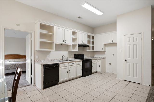 917 Chase Lane, Denton, TX 76209