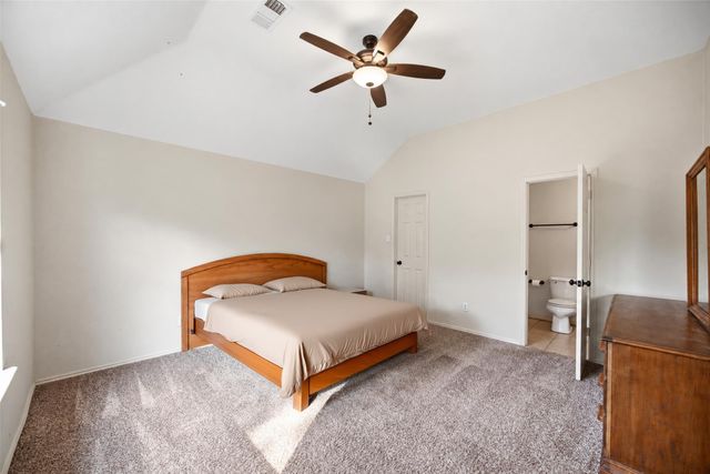 917 Chase Lane, Denton, TX 76209