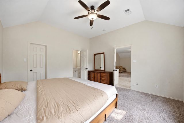 917 Chase Lane, Denton, TX 76209
