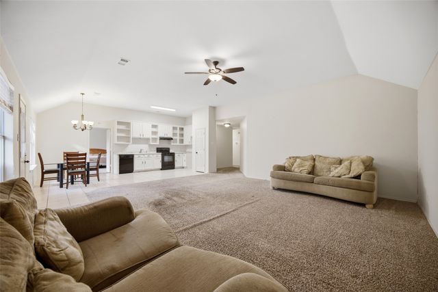 917 Chase Lane, Denton, TX 76209