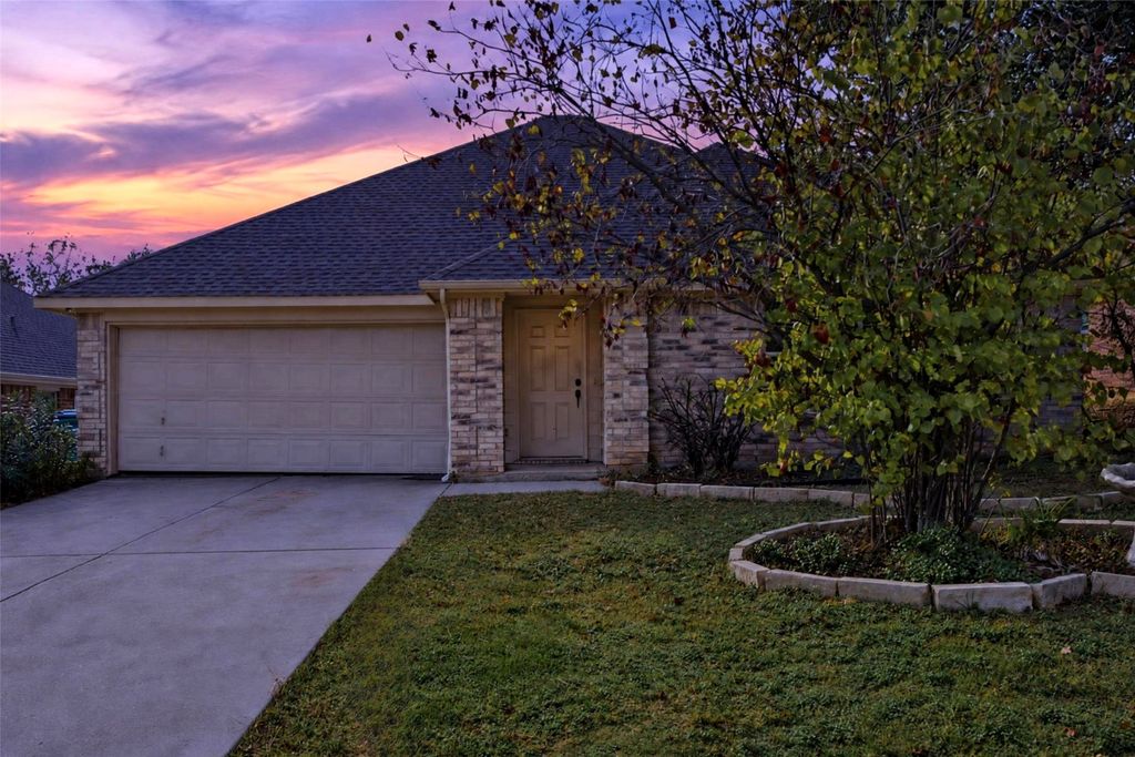 917 Chase Lane, Denton, TX 76209 — photo 3