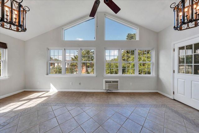 7834 Barrens RD, Roanoke, VA 24019