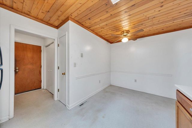 7834 Barrens RD, Roanoke, VA 24019