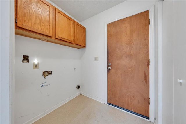 7834 Barrens RD, Roanoke, VA 24019