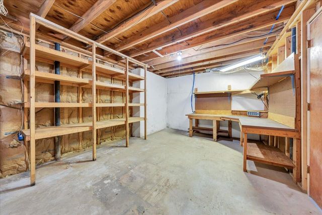 7834 Barrens RD, Roanoke, VA 24019