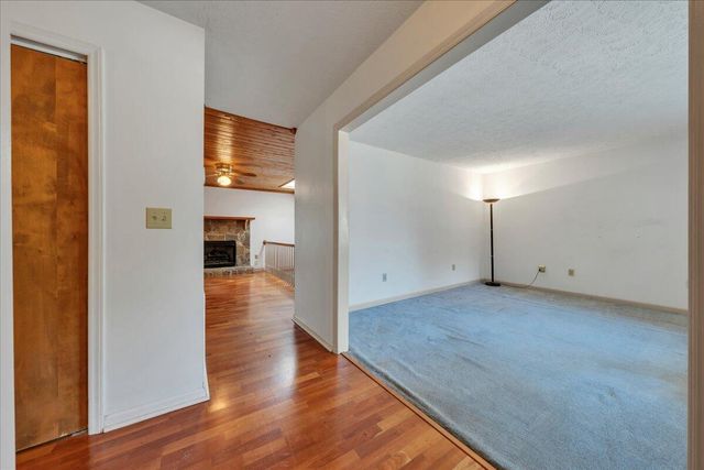 7834 Barrens RD, Roanoke, VA 24019
