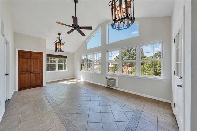 7834 Barrens RD, Roanoke, VA 24019