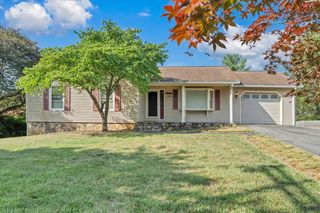 7834 Barrens RD, Roanoke, VA 24019