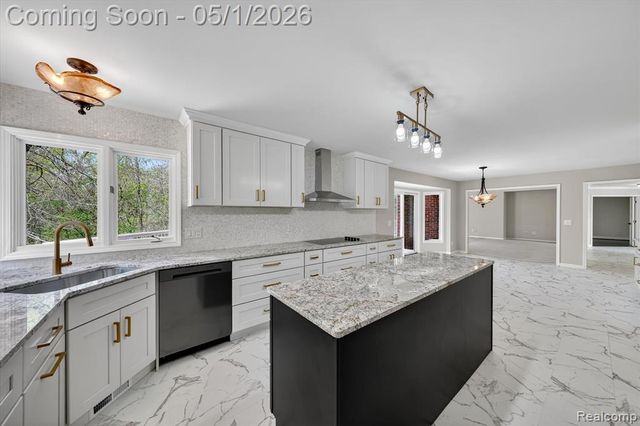 22293 Brockshire Street, Novi, MI 48375
