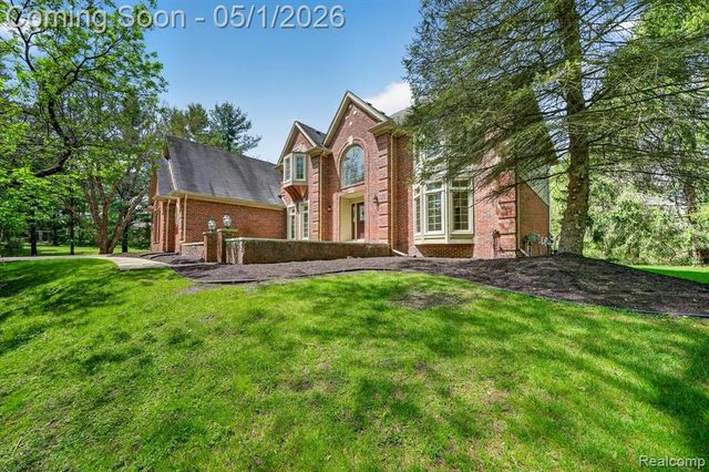 22293 Brockshire Street, Novi, MI 48375