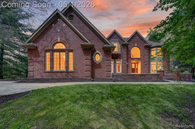 22293 Brockshire Street, Novi, MI 48375