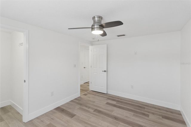 5400 DENVER STREET NE, St Petersburg, FL 33703