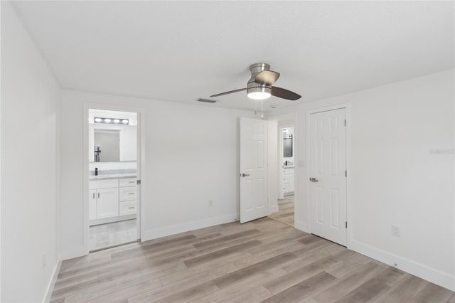 5400 DENVER STREET NE, St Petersburg, FL 33703