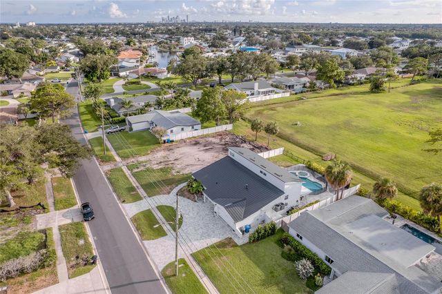 5400 DENVER STREET NE, St Petersburg, FL 33703