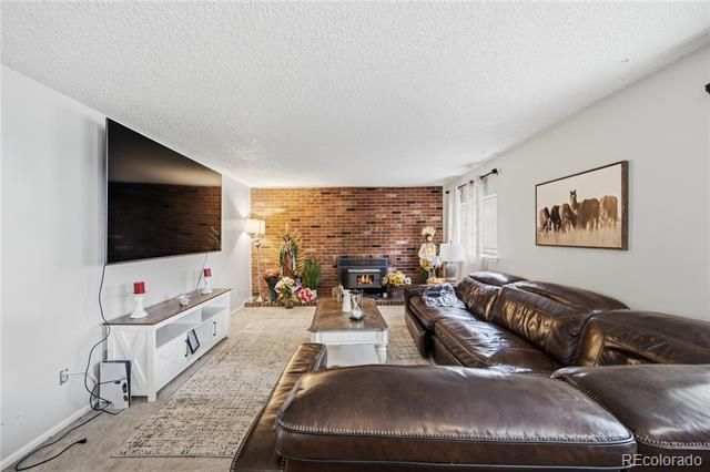 1110 S Salida Way, Aurora, CO 80017