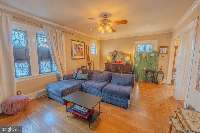 1124 CLUB AVE, Allentown, PA 18109