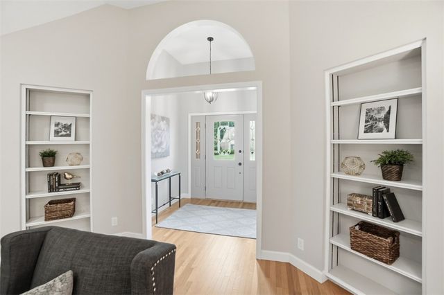 7977 Eagleridge Drive, West Chester, OH 45069