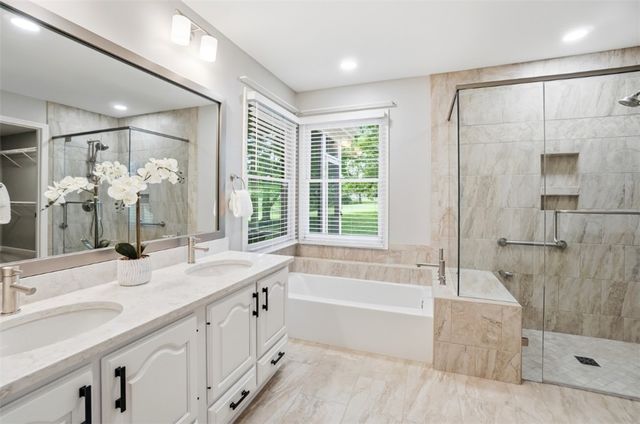 7977 Eagleridge Drive, West Chester, OH 45069