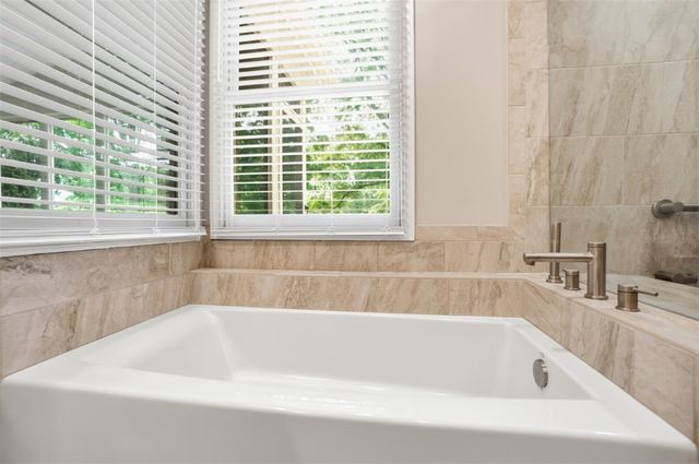 7977 Eagleridge Drive, West Chester, OH 45069