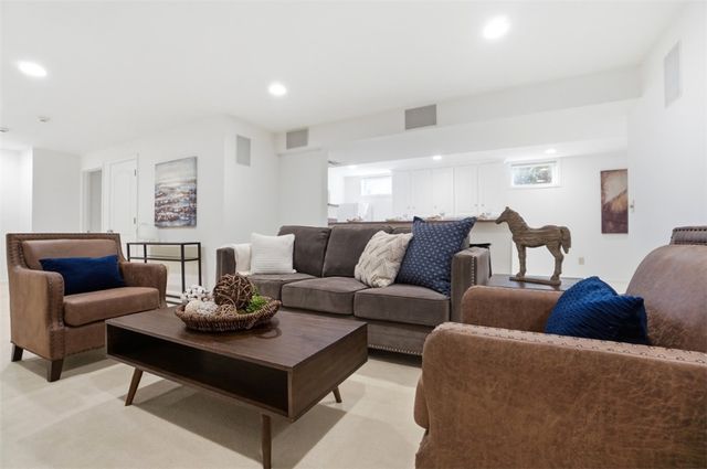 7977 Eagleridge Drive, West Chester, OH 45069