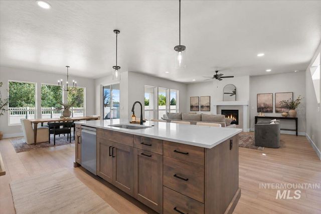4317 Tropic Way, Caldwell, ID 83607