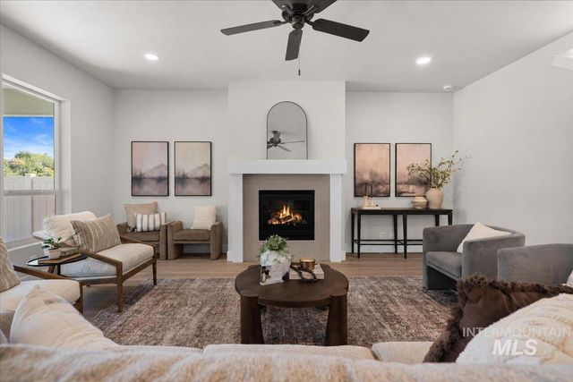 4317 Tropic Way, Caldwell, ID 83607
